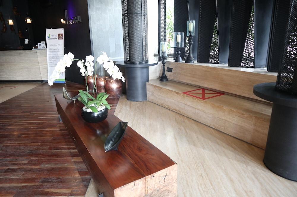 J Hotel Kuta Kuta Lombok Exterior foto