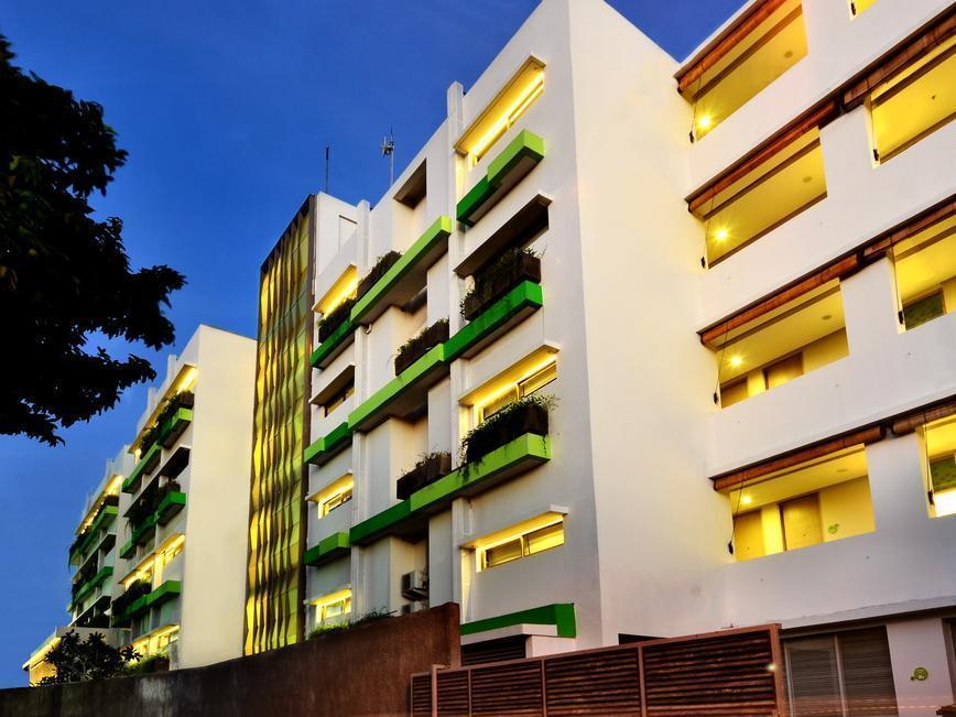 J Hotel Kuta Kuta Lombok Exterior foto
