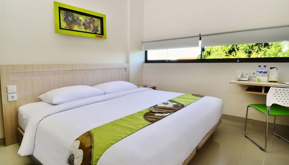 J Hotel Kuta Kuta Lombok Exterior foto